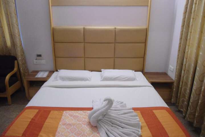 Room 40 of 61