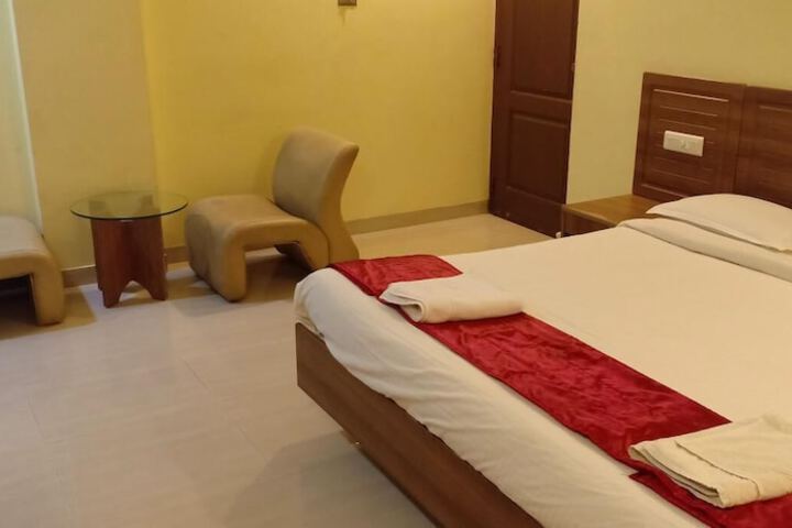 Room 10 of 43