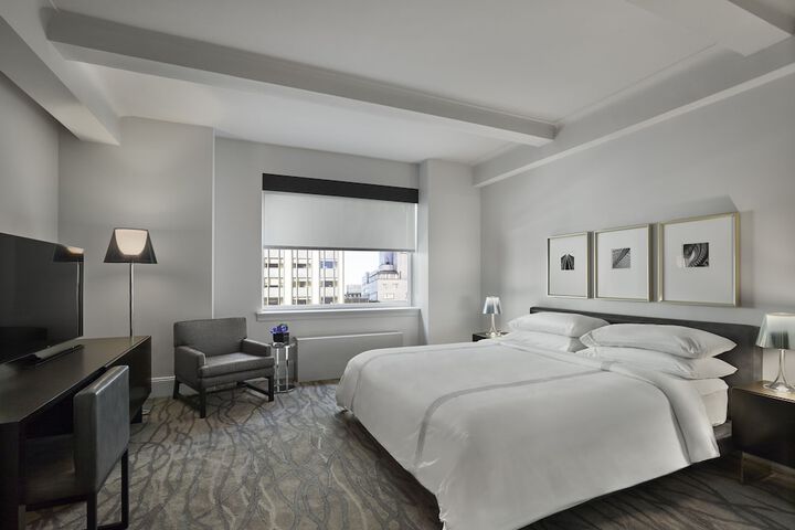 Room 16 of 47