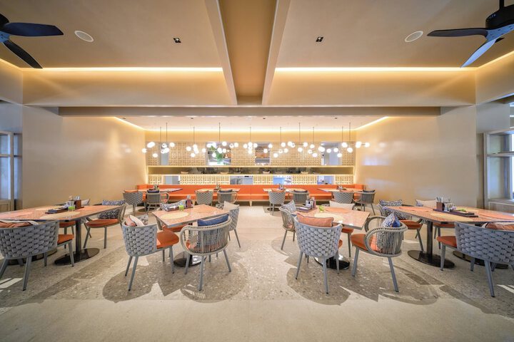 Dining 105 of 131