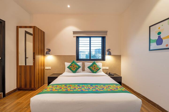 Room 14 of 36