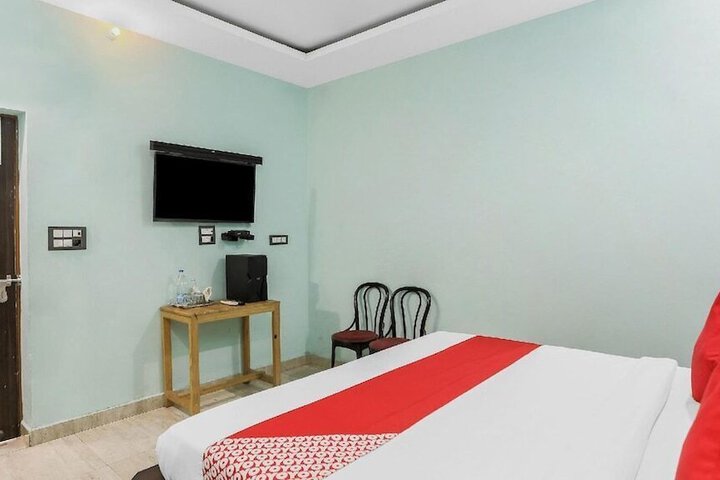 Room 9 of 11