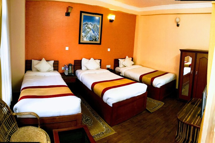 Room 30 of 69
