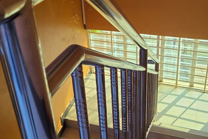 Room 6 of 19