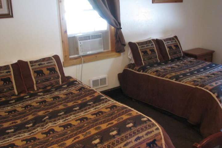 Room 9 of 33
