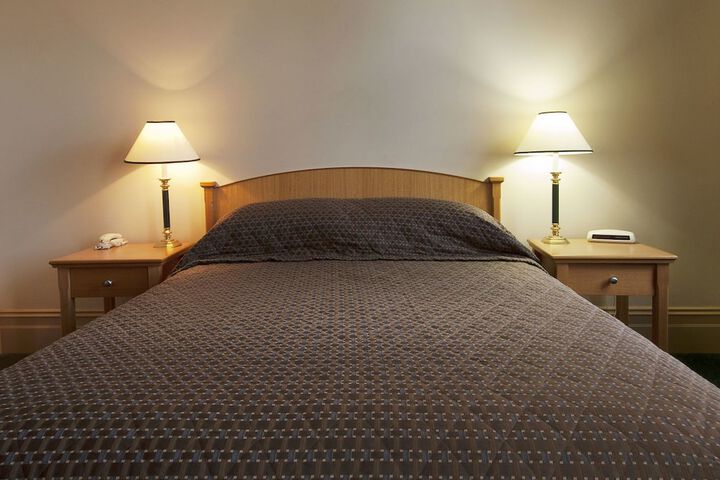 Room 8 of 49