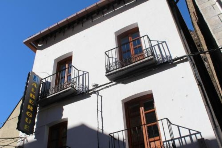 ALBERGUE REFUGIO SARGANTANA