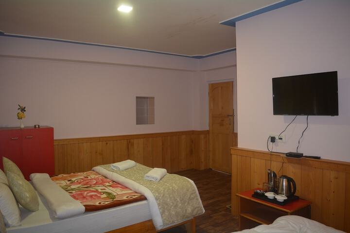 Room 16 of 45