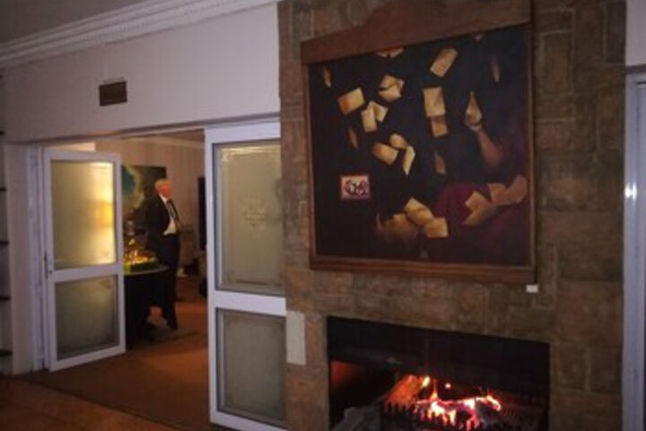 Lounge 10 of 22