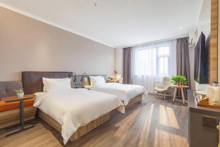Hanting Youjia Hotel (Jinan Quancheng Road)