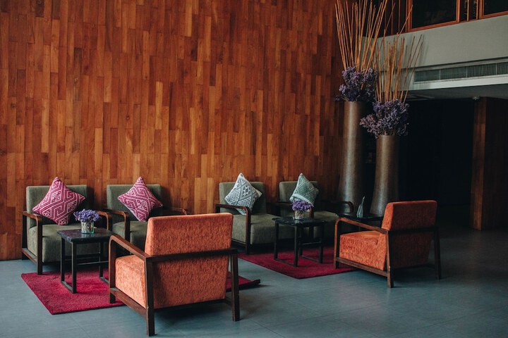 Lobby Photos