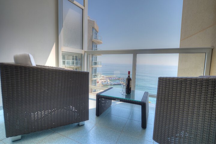 Terrace/Patio 36 of 124