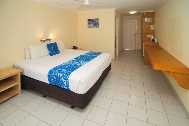 Room 16 of 73