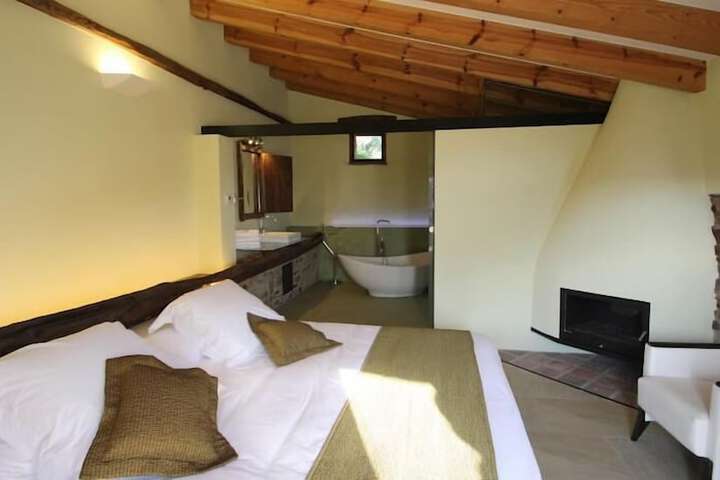 Room 21 of 75
