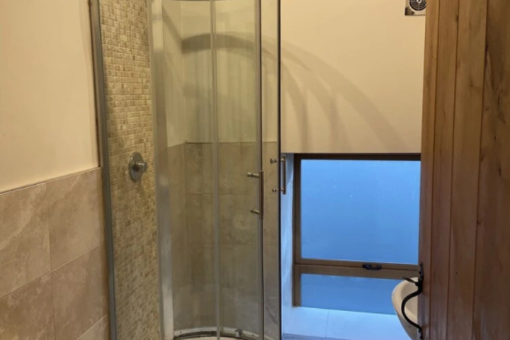 Room 8 of 19
