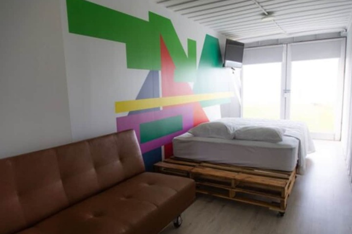 Room 6 of 43