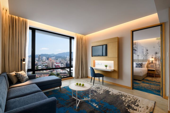 Room 4 of 39
