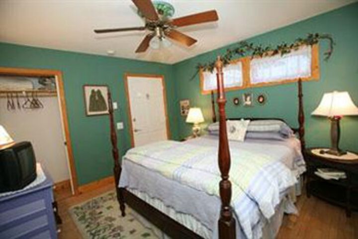Room 43 of 94