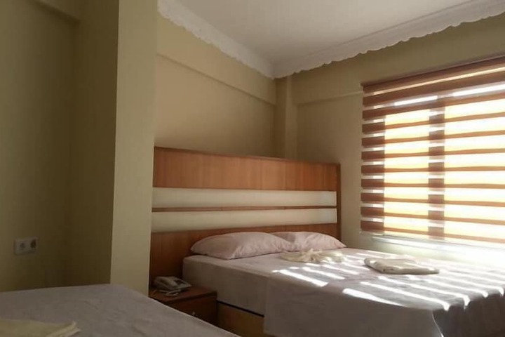 Room 16 of 21