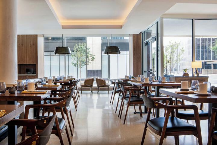 Breakfast/Coffee Service 40 of 53