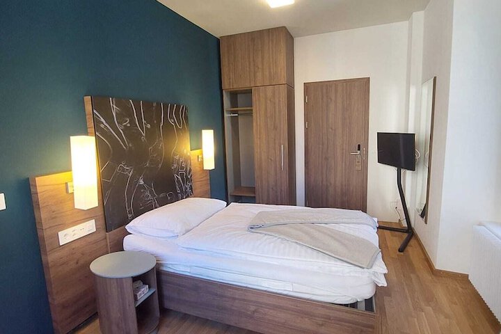 Room 20 of 70