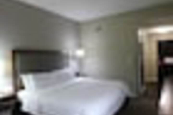 Room 35 of 105