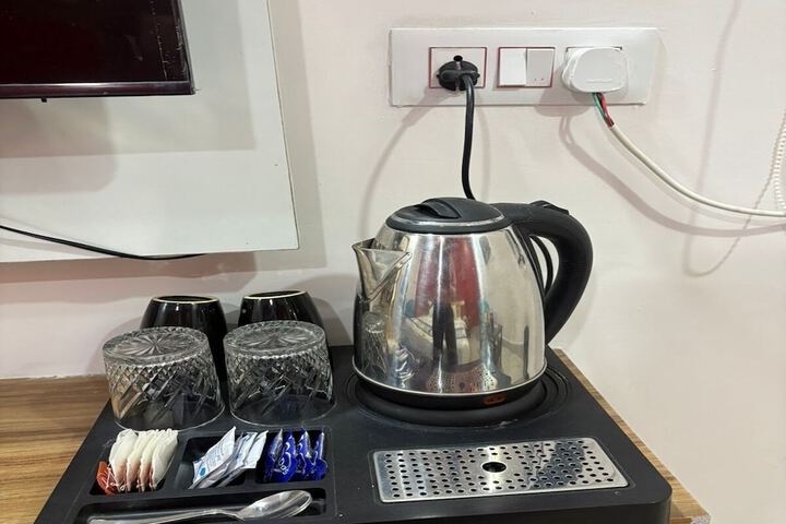 Breakfast/Coffee Service 27 of 48