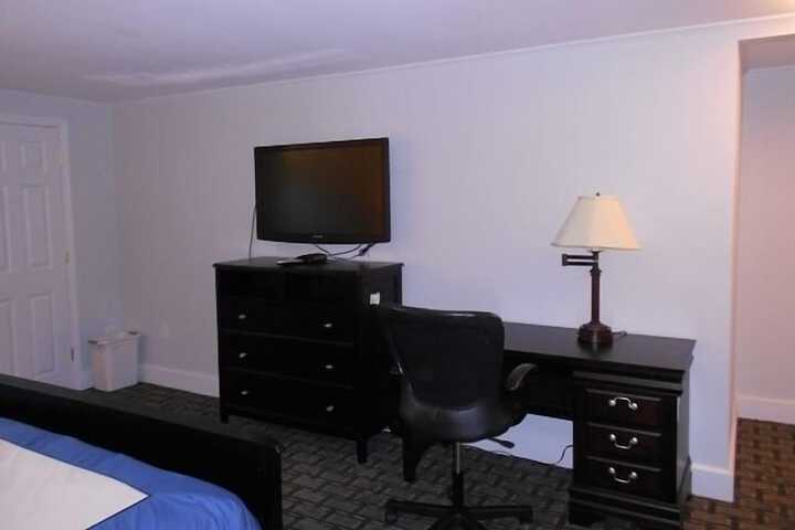 Room 10 of 22