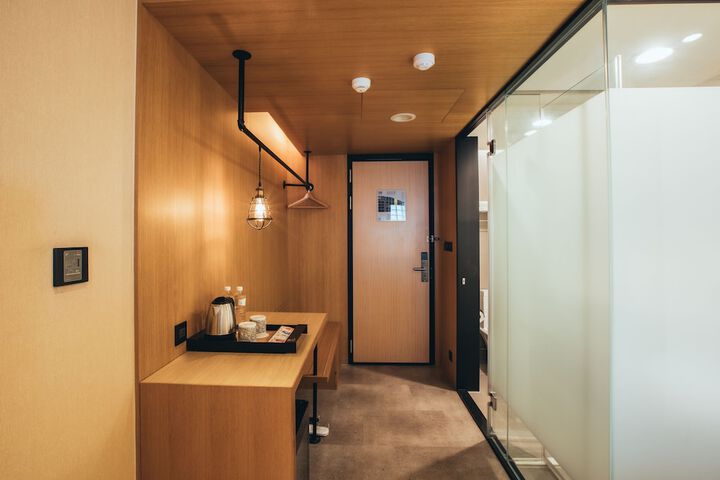 Room 39 of 210