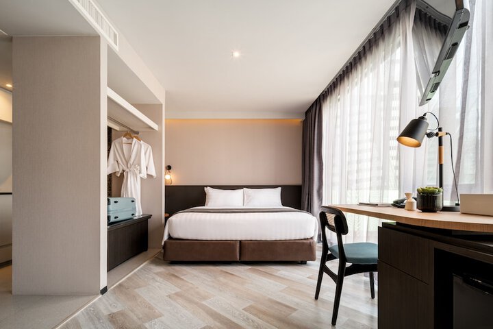 Room 17 of 58