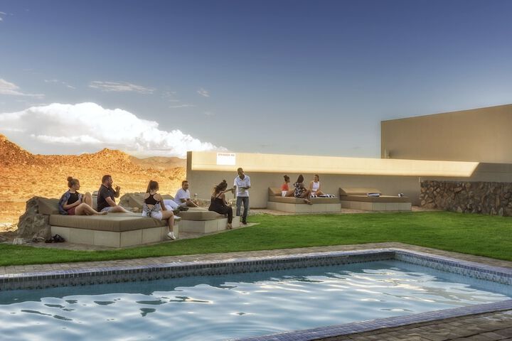 Pool 14 of 34
