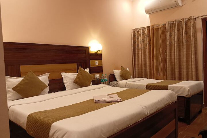 Room 20 of 34