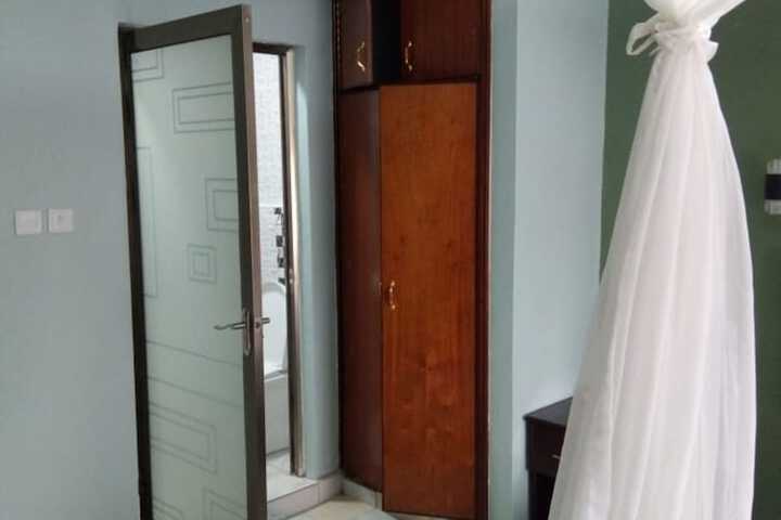 Room 2 of 14