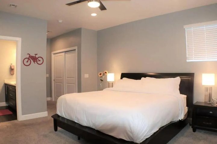 Room 2 of 21