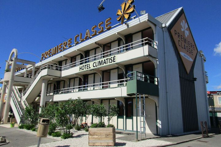 Hotel 35 of 43