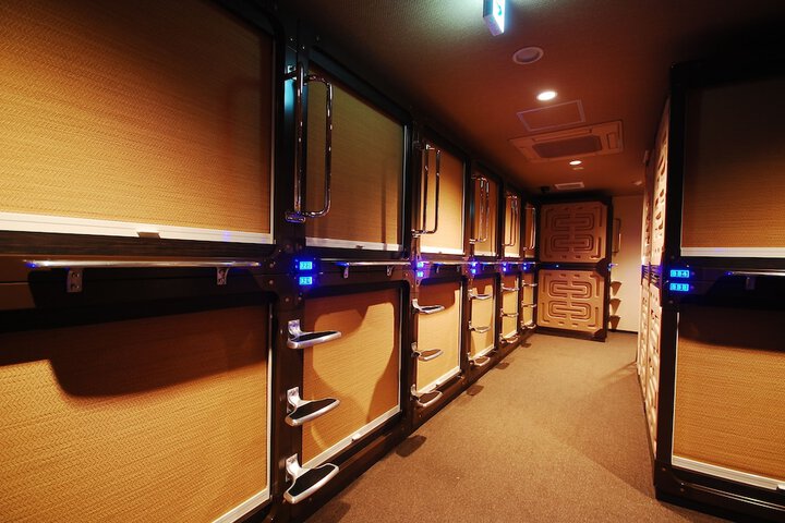 Room 3 of 58