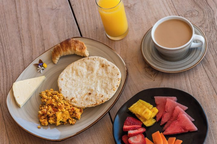 Breakfast/Coffee Service 20 of 36