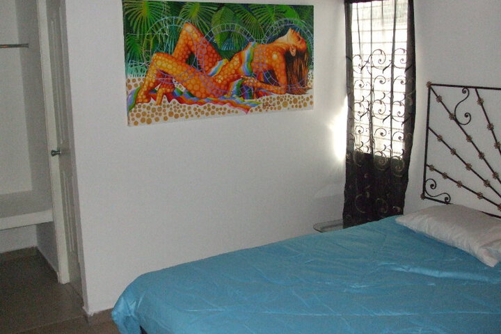 Room 3 of 6