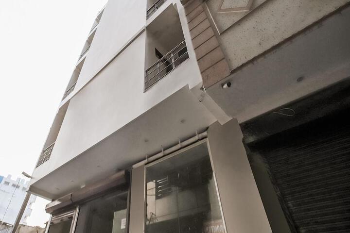 Hotel O Mint
