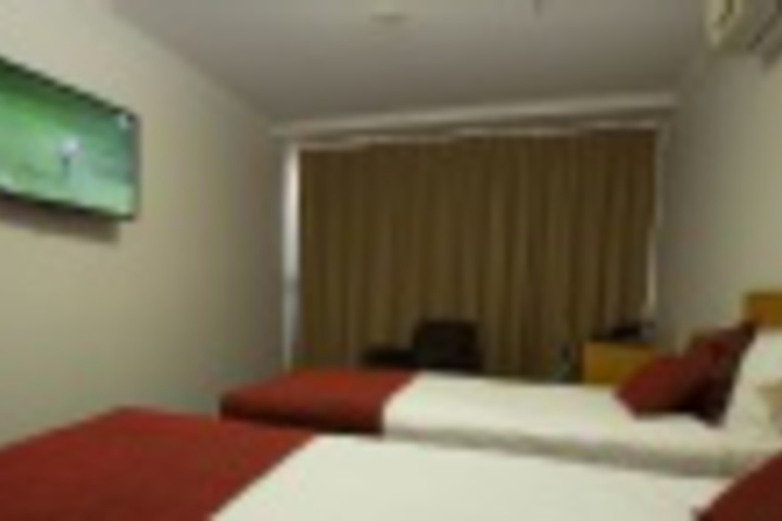 Room 112 of 204