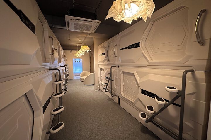 Room 18 of 26