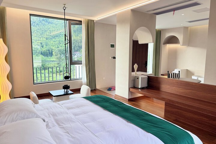 Room 32 of 113