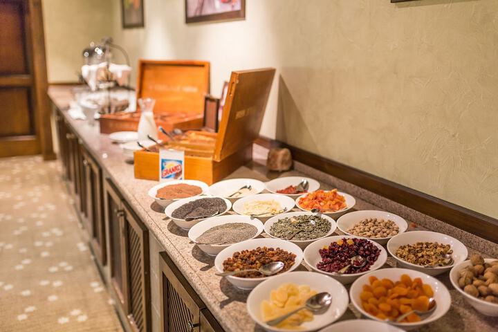 Breakfast buffet