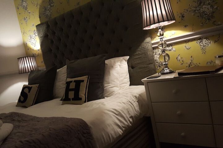 Room 16 of 50