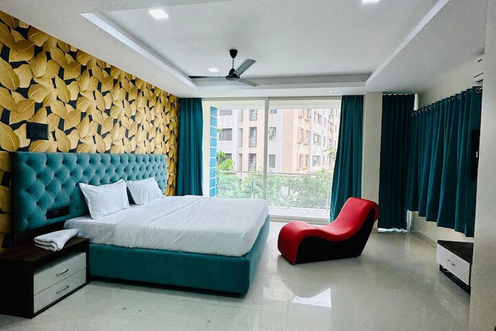 Room 17 of 29