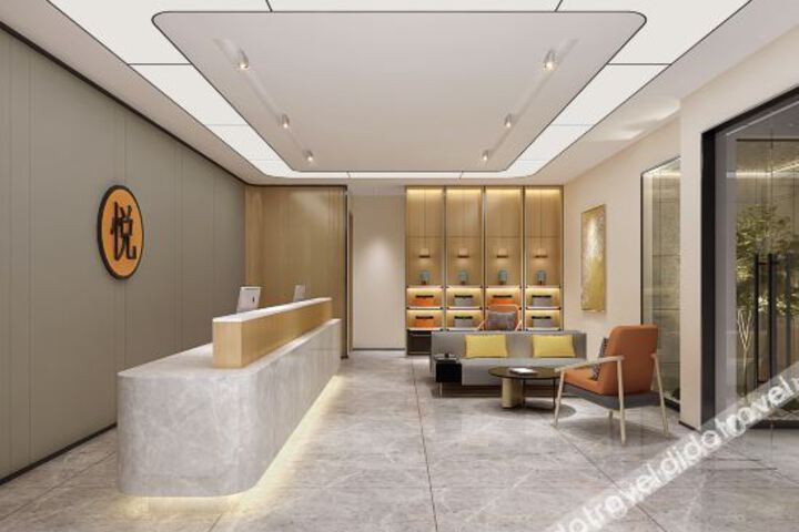 Hotel 7 of 20