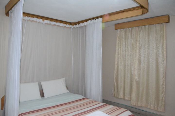 Room 5 of 29