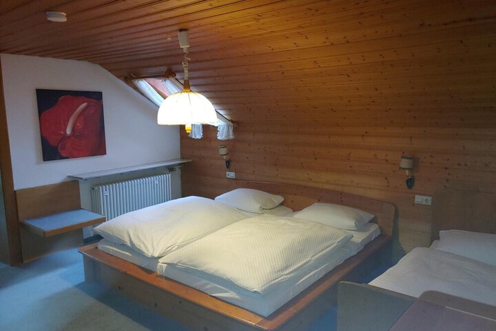 Room 5 of 47