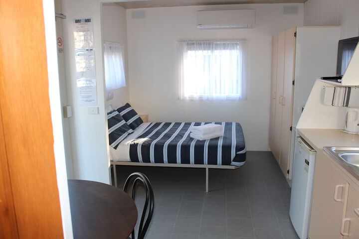 Room 7 of 35