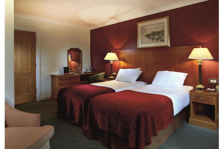 Macdonald Elmers Court Resort Lymington Bookonline com